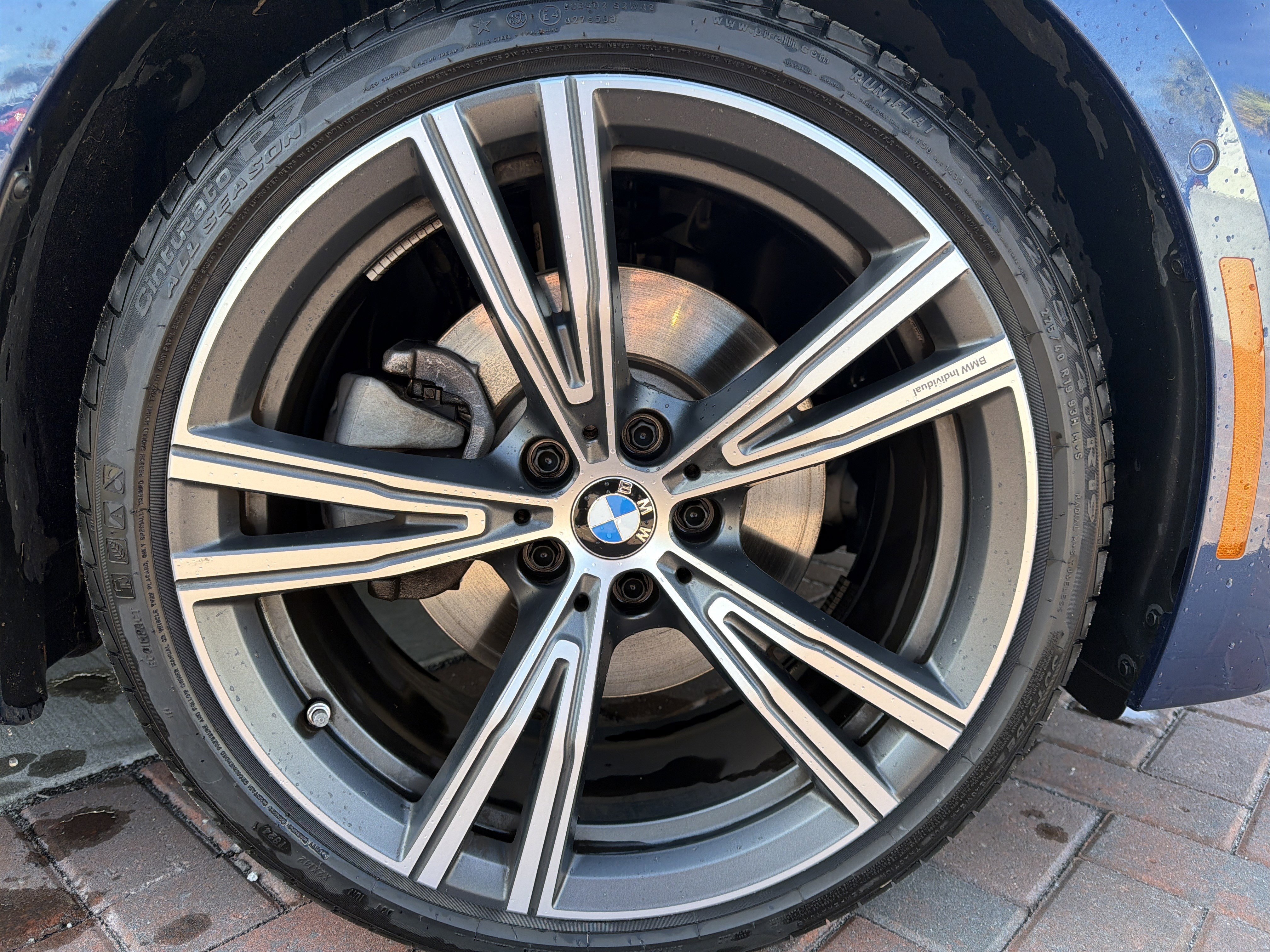 Certified 2024 BMW 330i Sedan image 13