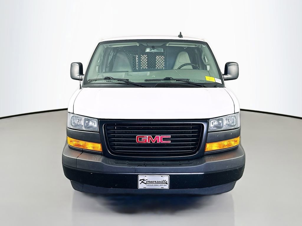Used 2023 GMC Savana 2500 w/ Driver Convenience Package image 2