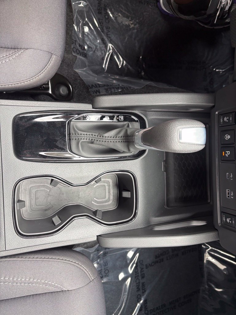 New 2027 Nissan Frontier SV w/ SV Convenience Package RWD image 40
