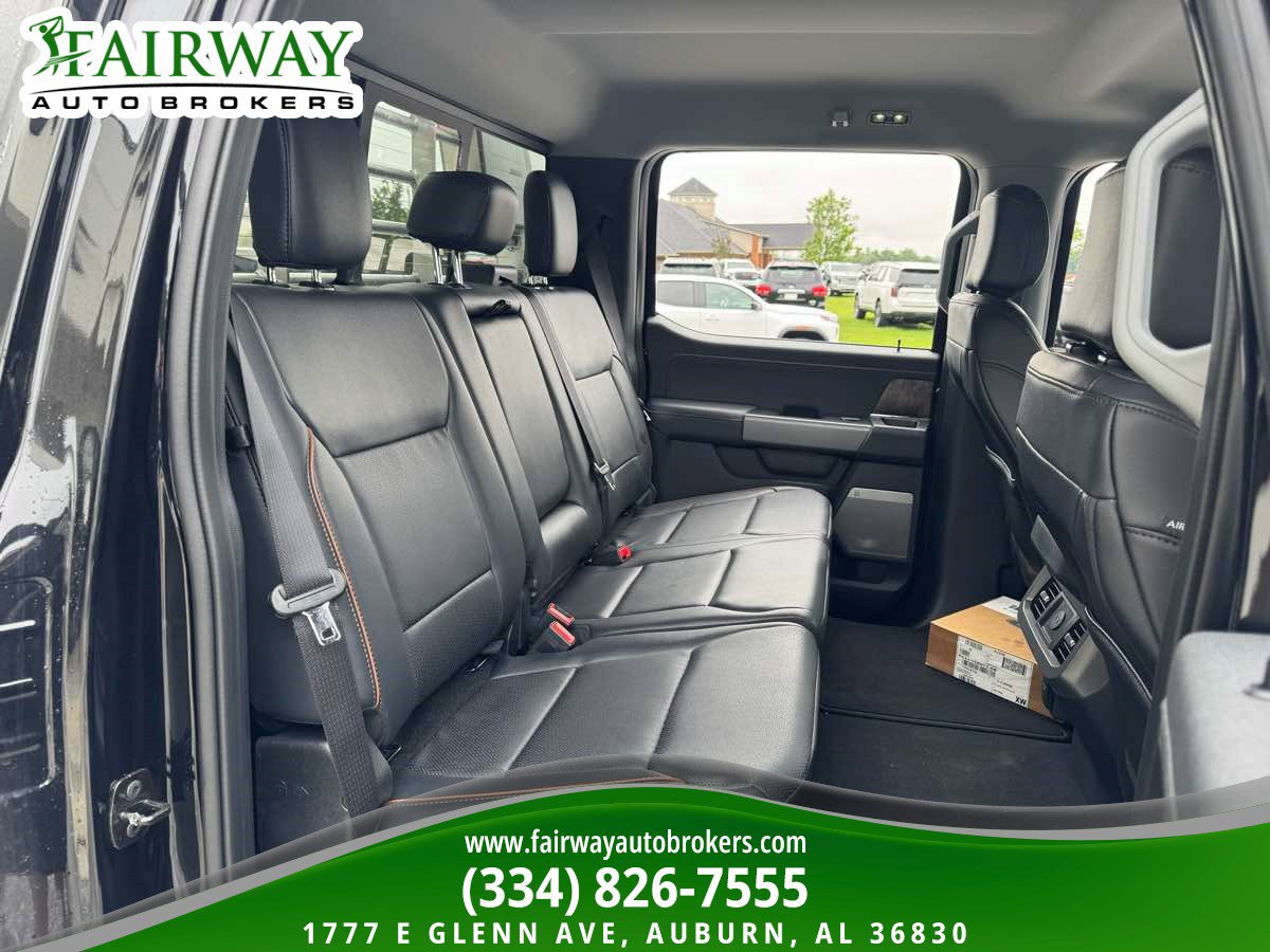 Used 2026 Ford F450 Lariat AWD/4WD image 13