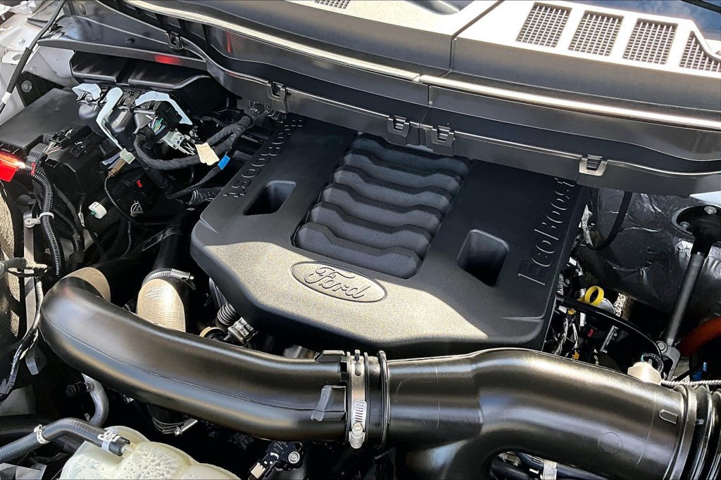 Certified 2023 Ford F150 Lariat w/ Equipment Group 502A High AWD/4WD image 35