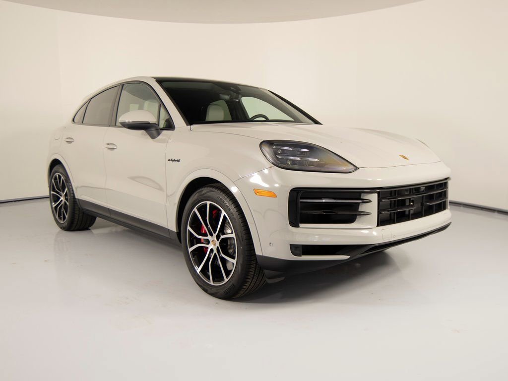New 2026 Porsche Cayenne S image 9