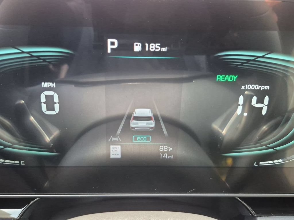 New 2026 Kia Niro FWD image 12