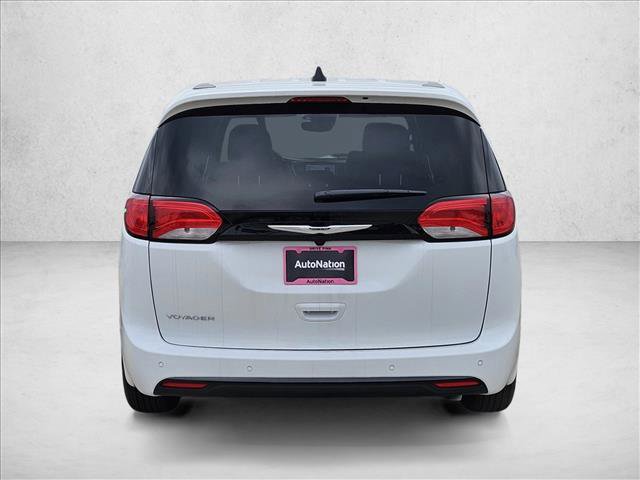 New 2025 Chrysler Voyager LX image 6