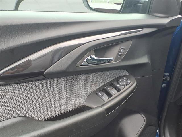 Used 2023 Chevrolet TrailBlazer LT FWD image 9