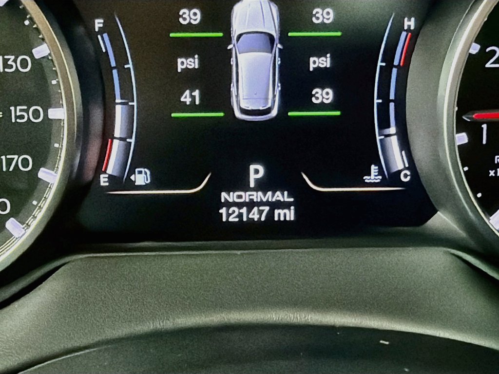 Used 2023 Maserati Levante F Tributo AWD/4WD image 12