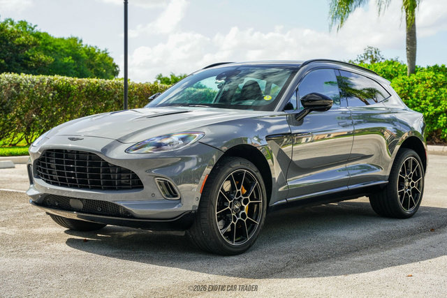 Used 2021 Aston Martin DBX image 14