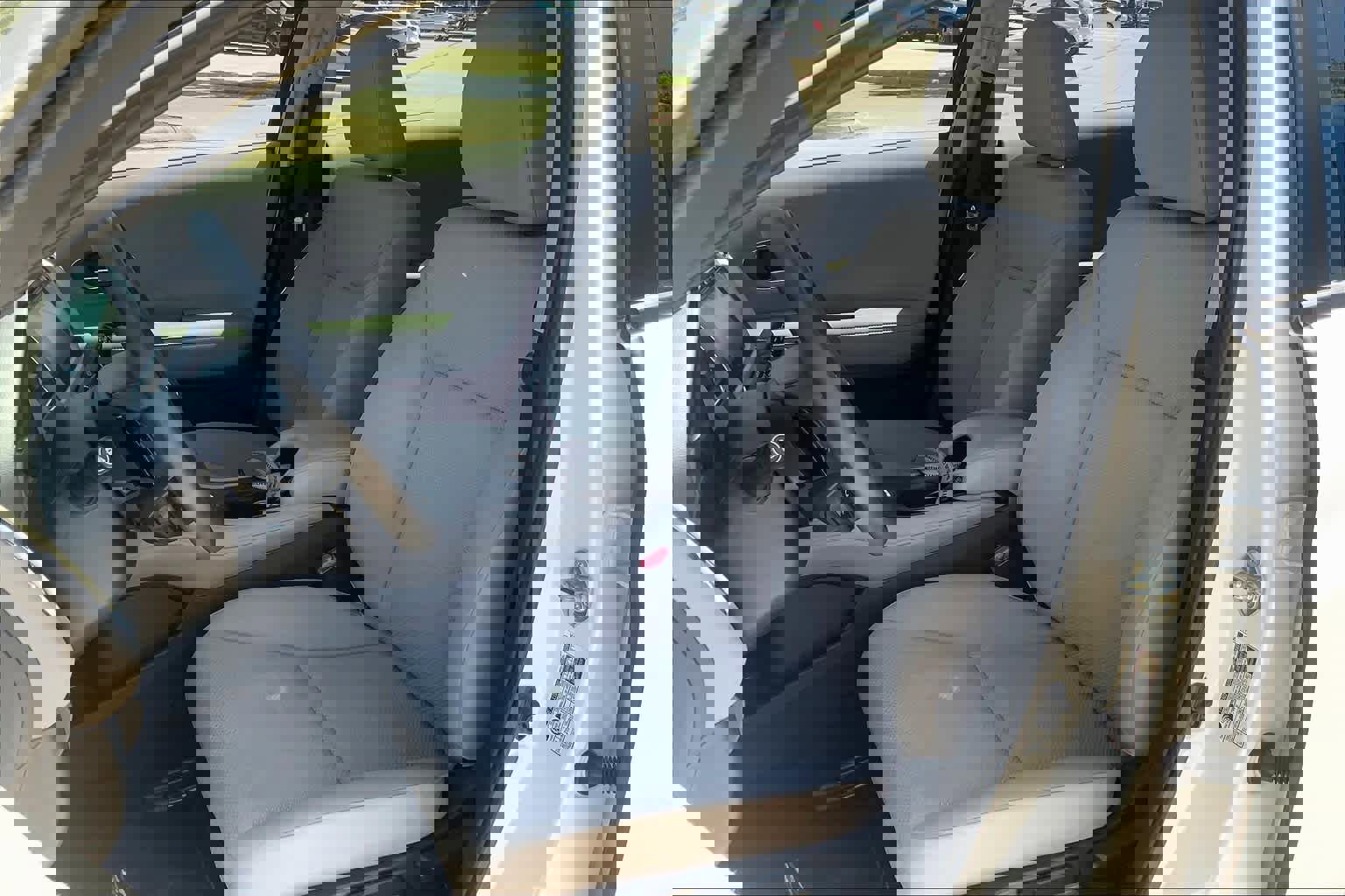 Used 2017 Honda HR-V EX image 8