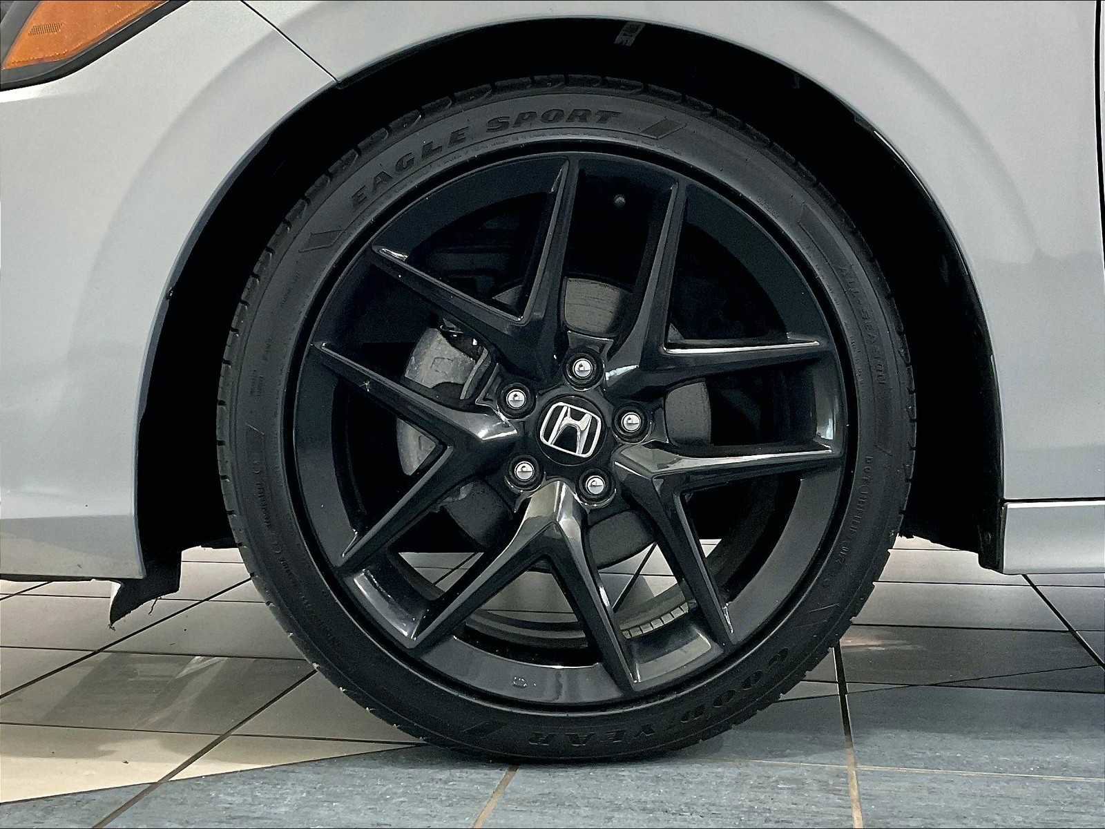 Used 2024 Honda Civic Sport image 7