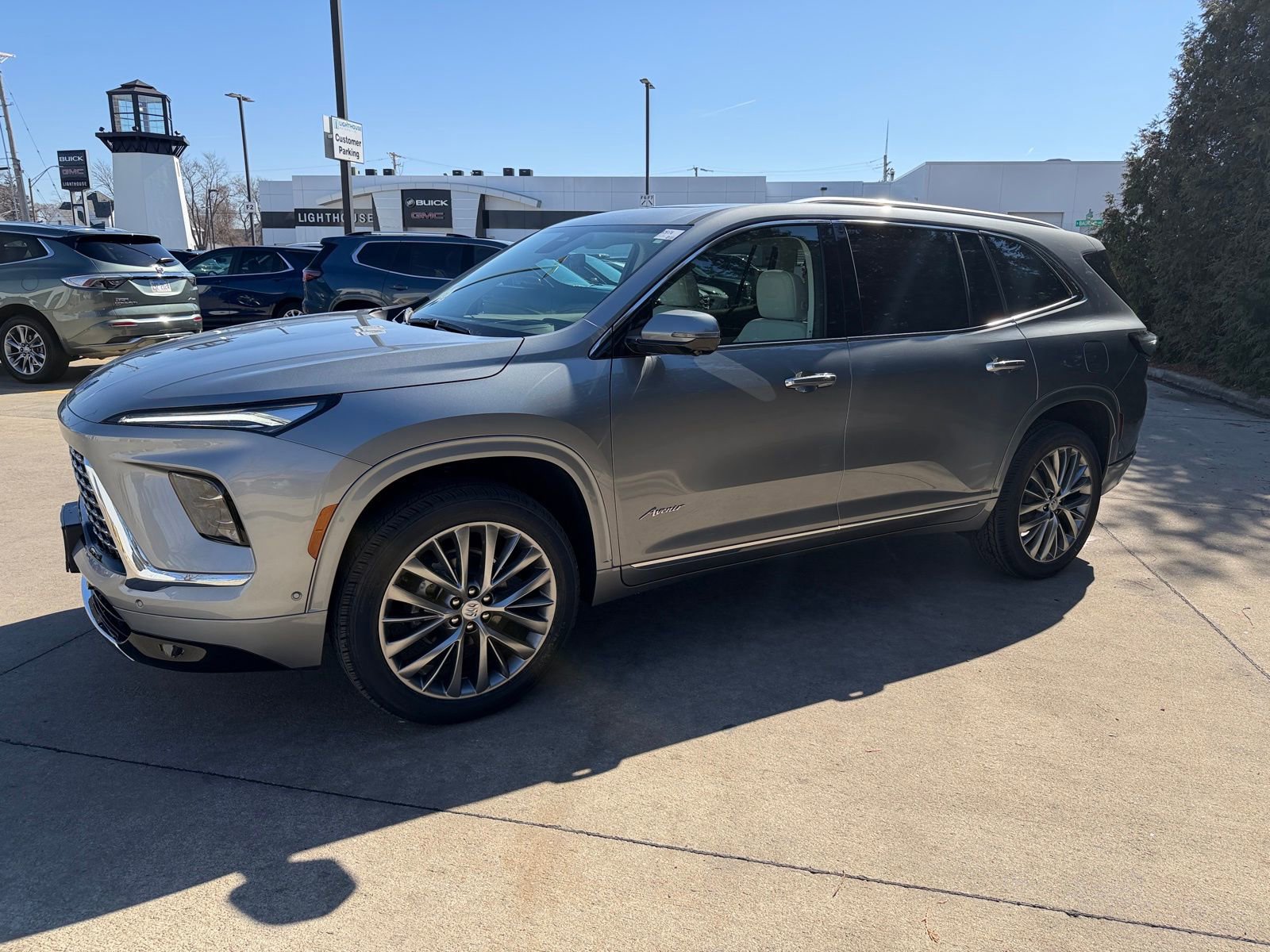 New 2026 Buick Enclave Avenir w/ Super Cruise Package AWD/4WD image 6