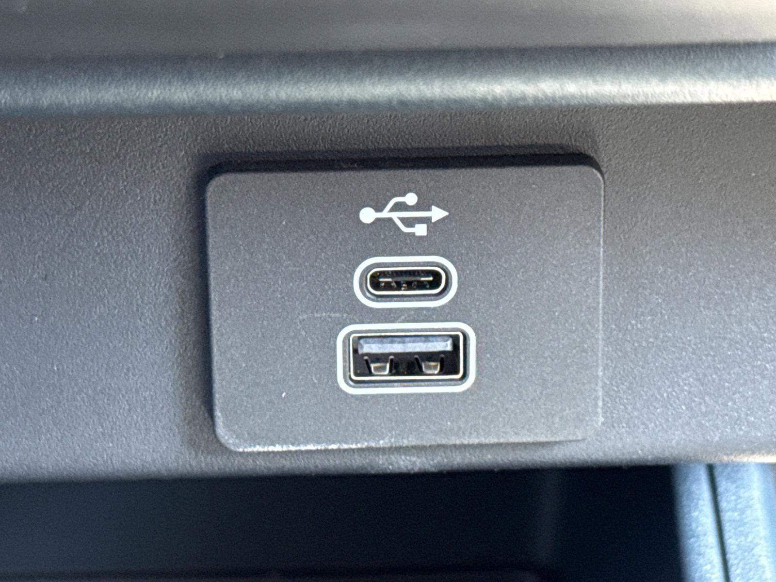 New 2026 Ford Maverick XLT AWD/4WD image 19