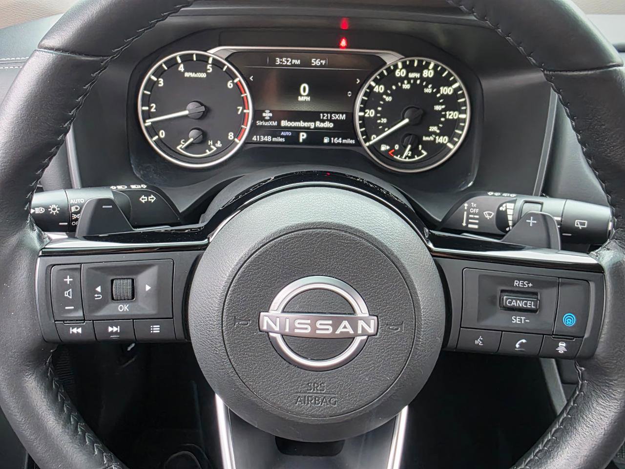 Used 2023 Nissan Rogue SV w/ SV Premium B Package image 9