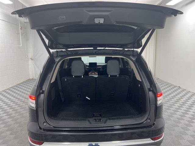 Used 2021 Lincoln Aviator Reserve w/ Equipment Group 201A image 8