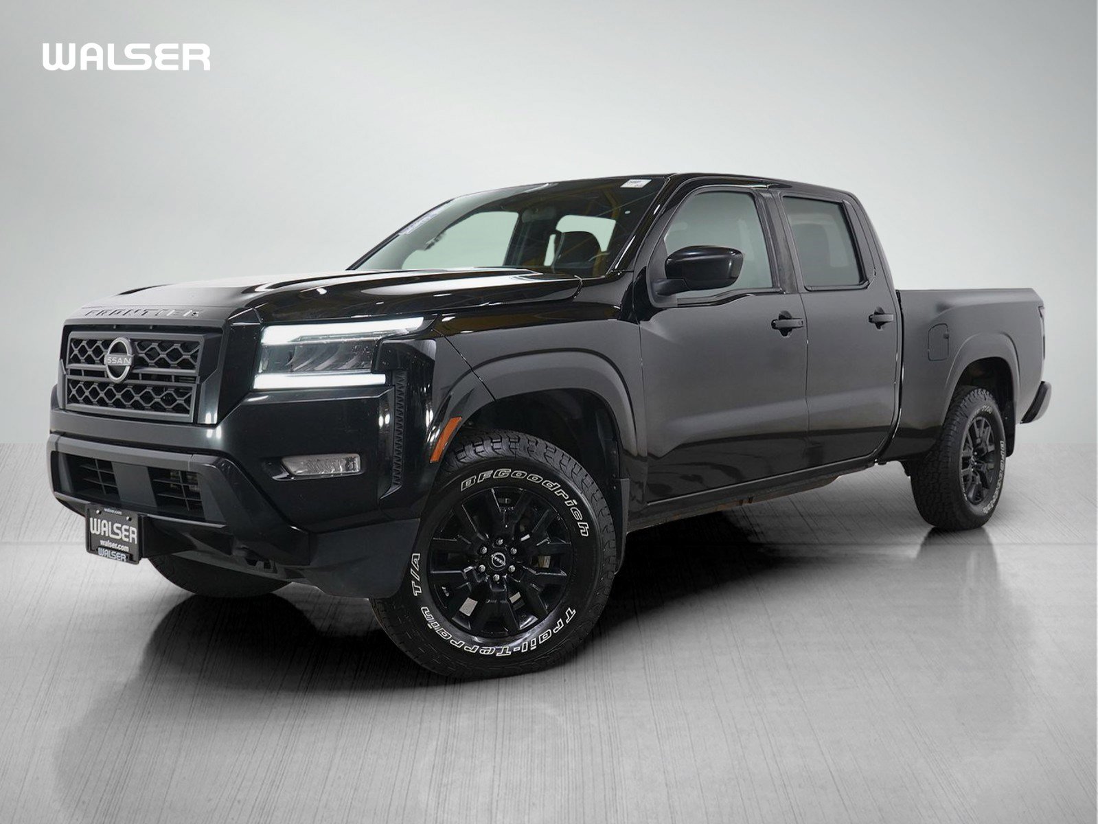 Used 2023 Nissan Frontier SV