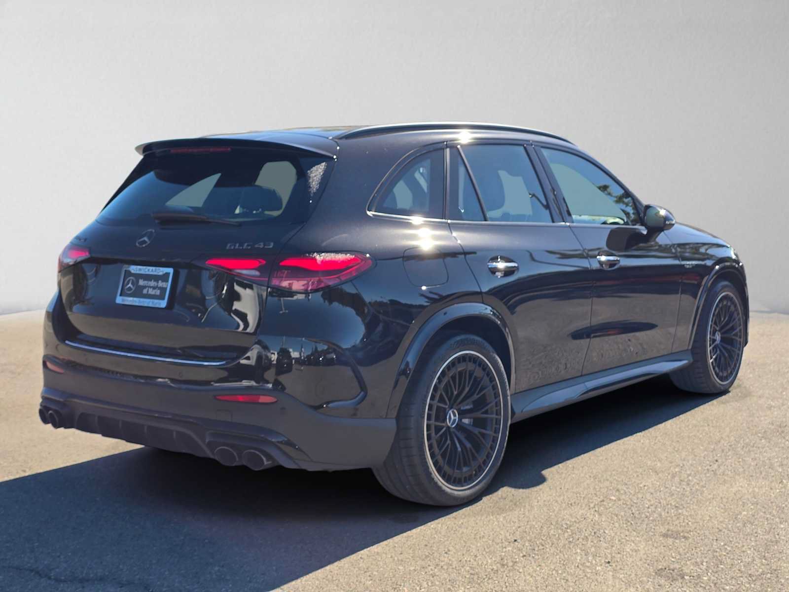 Used 2026 Mercedes-Benz GLC 43 AMG 4MATIC image 3