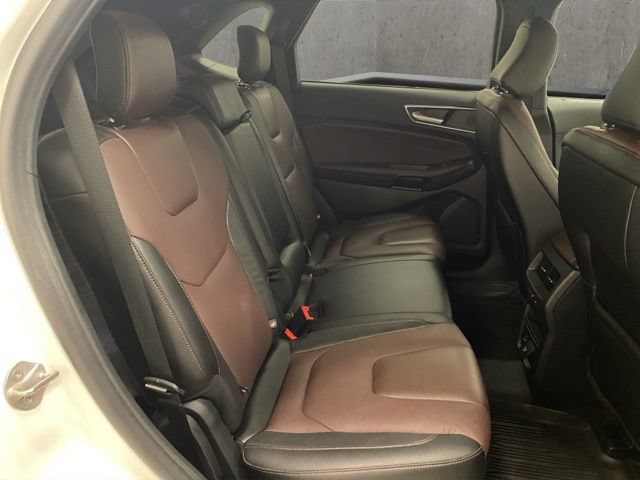 Used 2021 Ford Edge Titanium w/ Equipment Group 301A AWD/4WD image 23