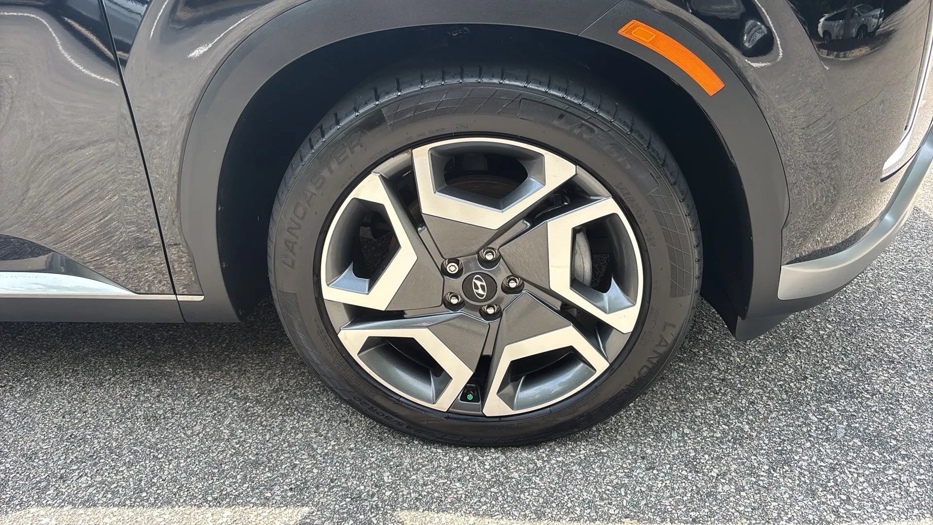 Used 2024 Hyundai Palisade Limited FWD image 32
