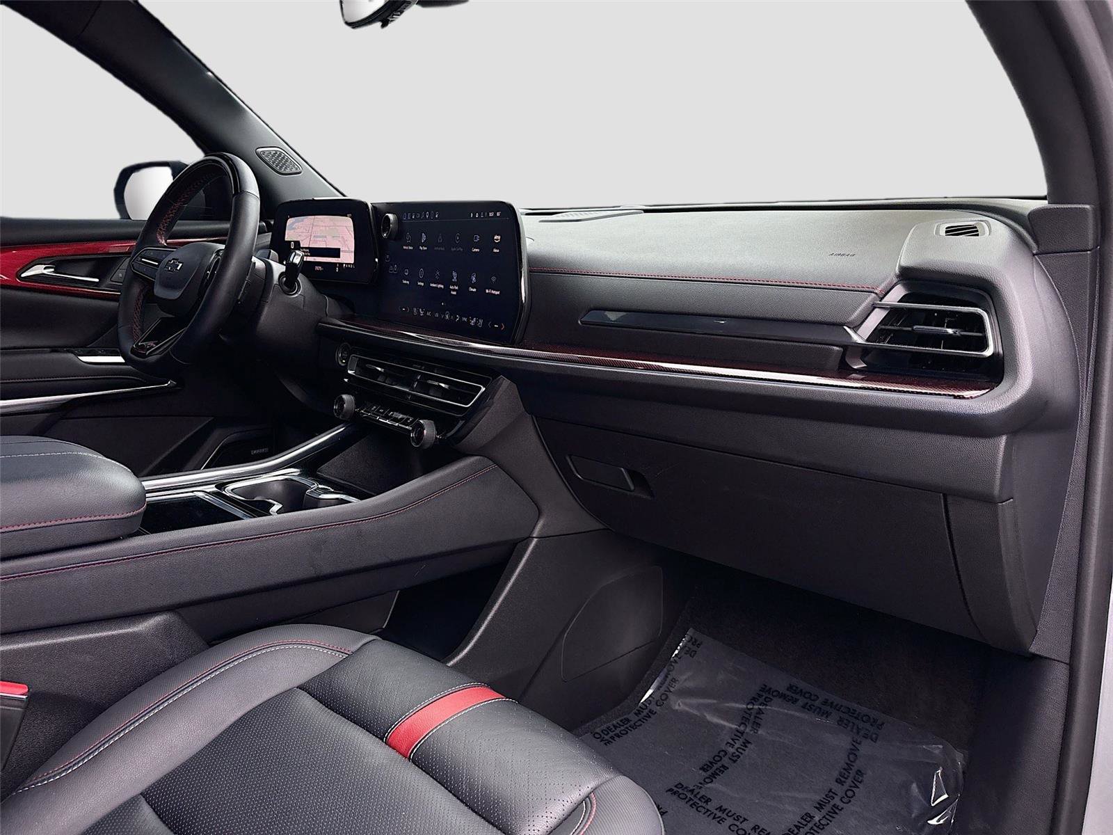 Used 2024 Chevrolet Traverse RS image 35