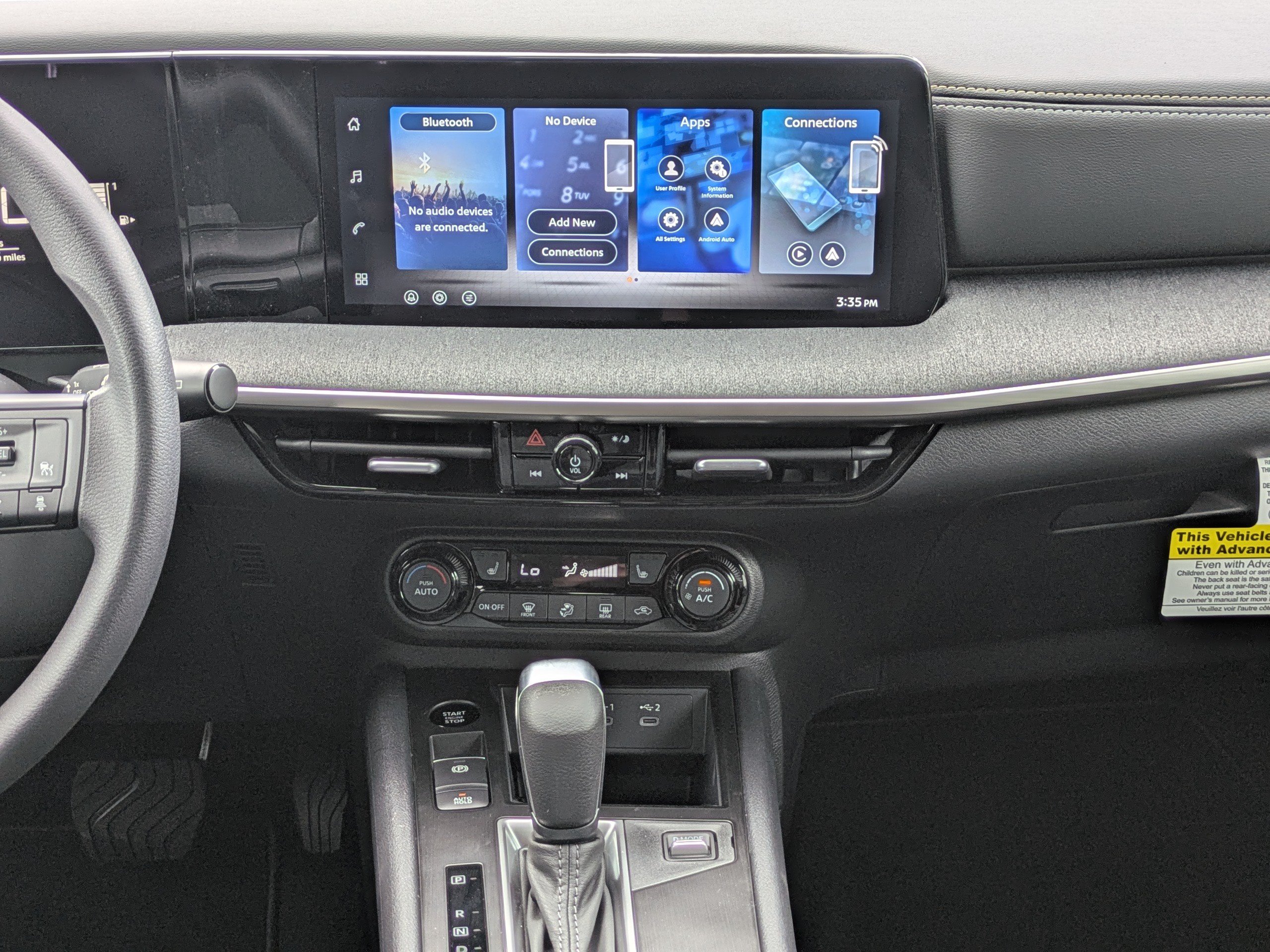 New 2026 Nissan Kicks SV w/ SV Premium Package FWD image 18