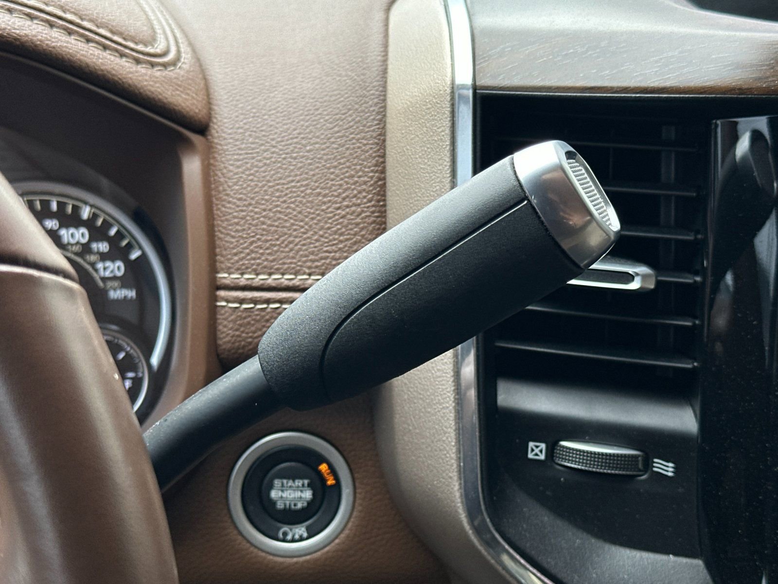 Used 2022 RAM 3500 Laramie image 20