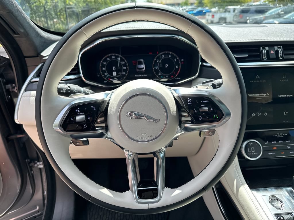 Used 2024 Jaguar F-PACE R-Dynamic S AWD/4WD image 25