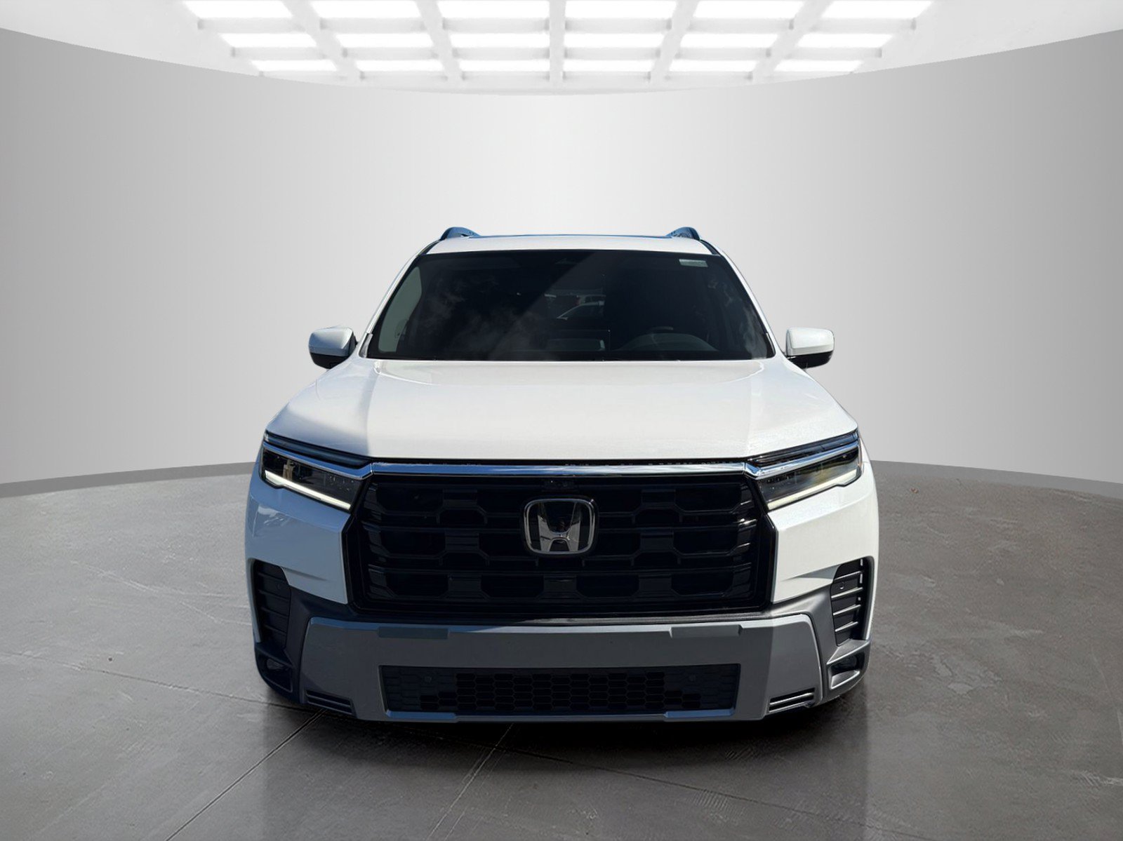 New 2026 Honda Pilot Touring image 2