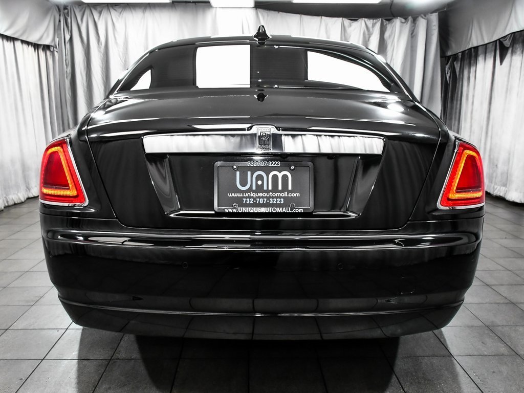 Used 2018 Rolls-Royce Ghost image 5