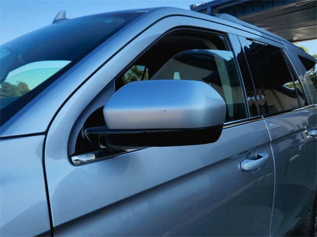 Used 2024 Ford Expedition XLT image 14