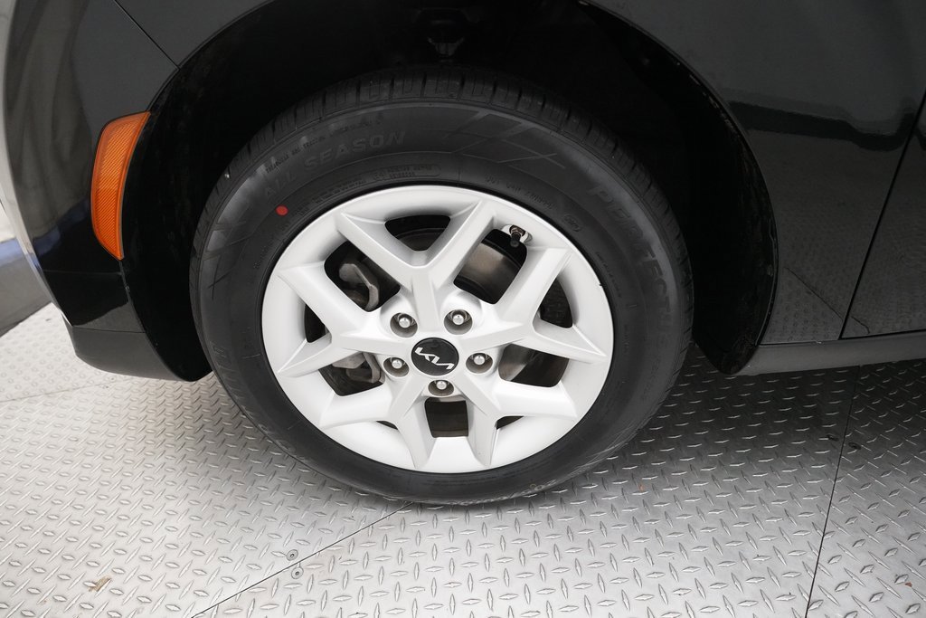 Certified 2023 Kia Soul LX w/ LX Technology Package image 26