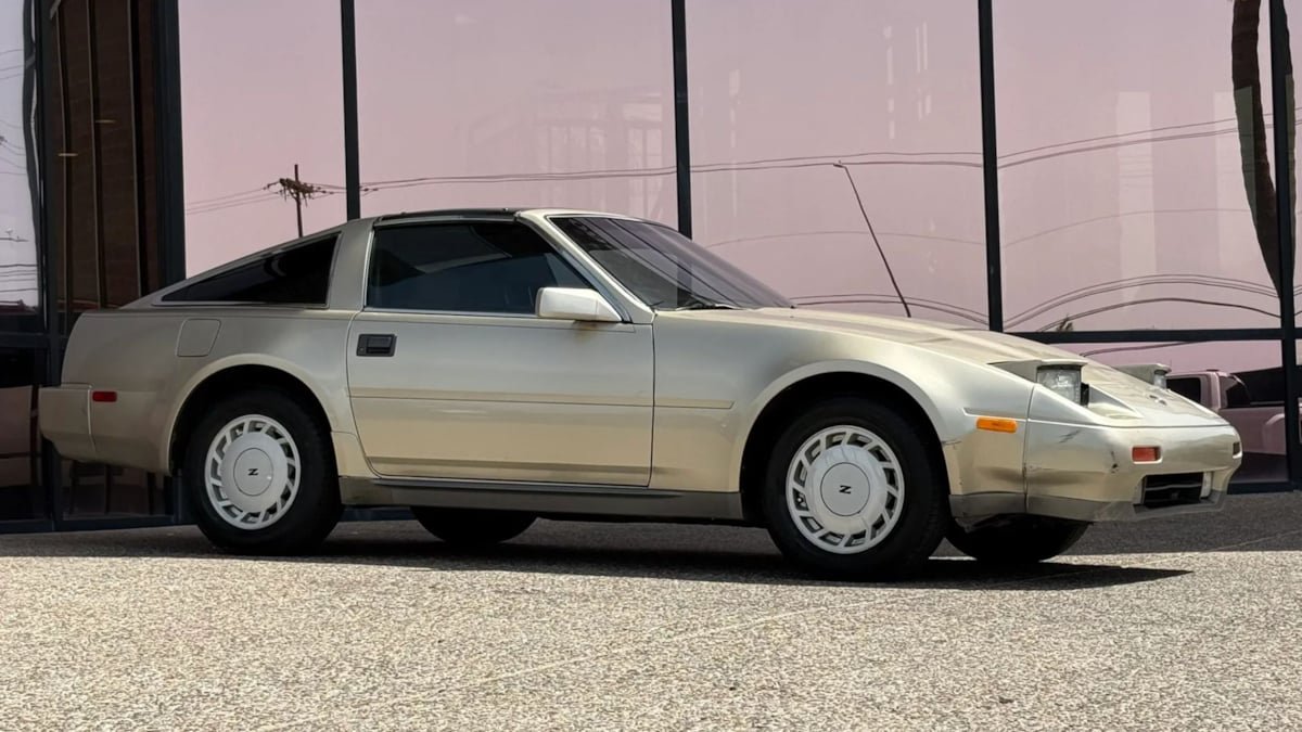 Used 1988 Nissan 300ZX GS RWD image 16