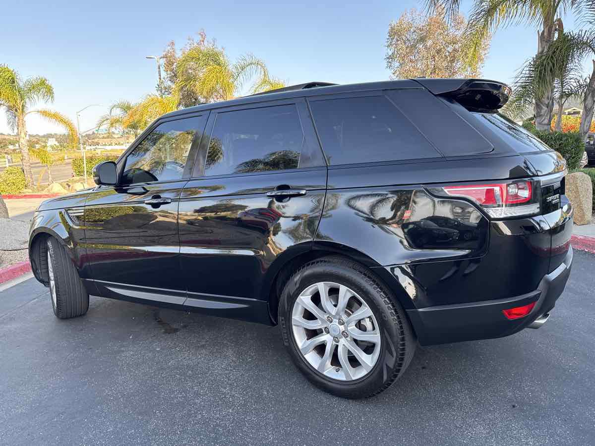 Used 2016 Land Rover Range Rover Sport HSE image 15