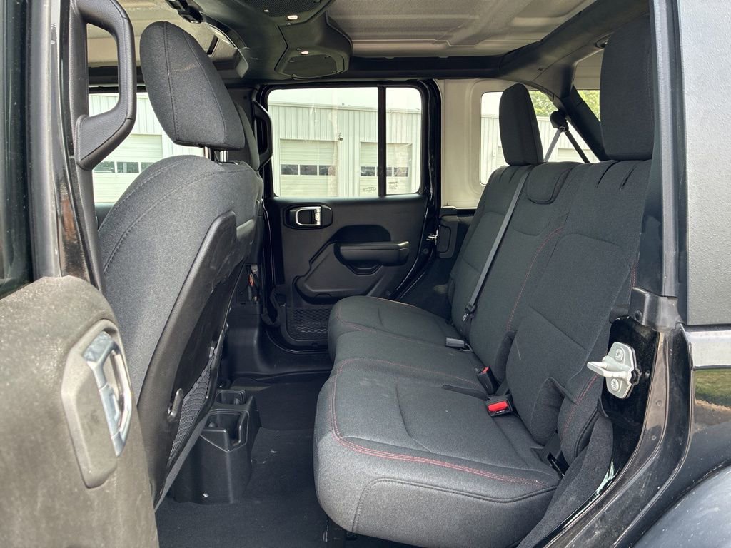 Used 2024 Jeep Wrangler Unlimited Rubicon image 21