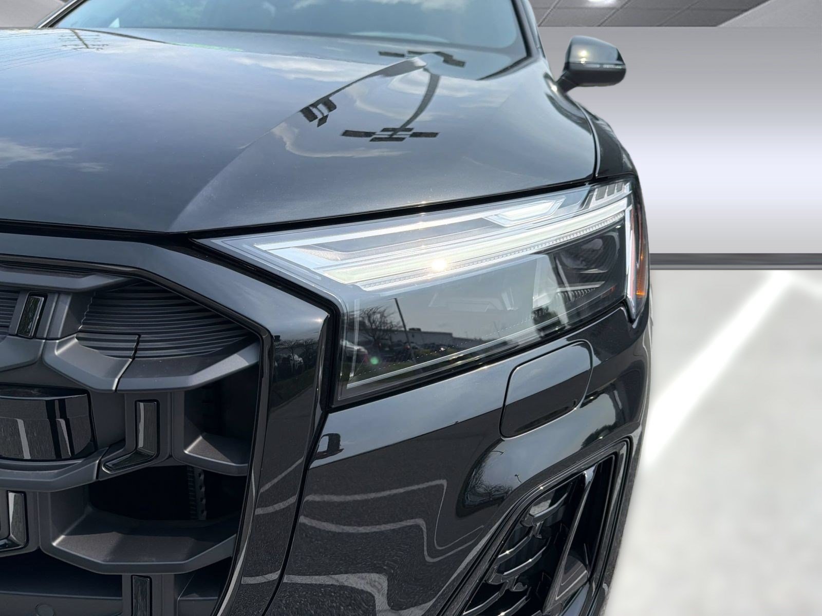 New 2026 Audi SQ7 Premium Plus AWD/4WD image 11