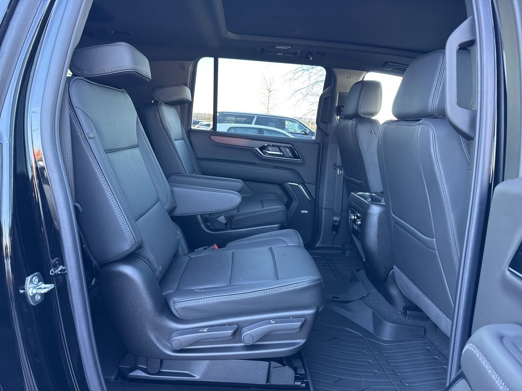 New 2026 GMC Yukon XL Denali w/ Sun & Power Step Package image 31