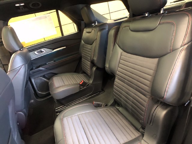 New 2027 Ford Explorer ST-Line w/ Premium Package AWD/4WD image 22