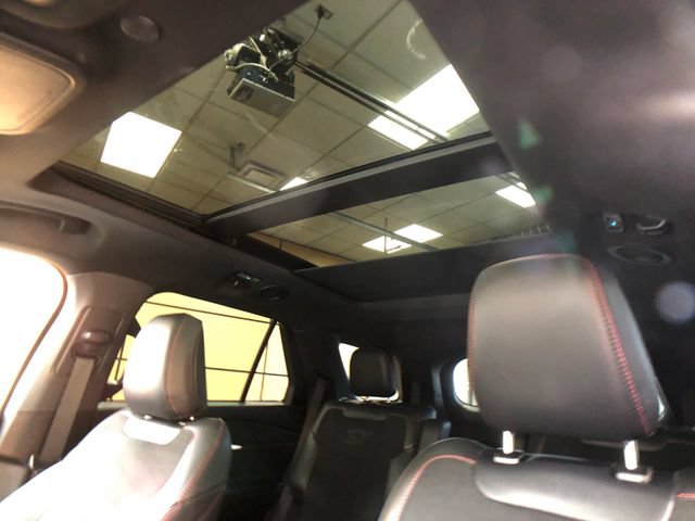 Used 2025 Ford Explorer ST w/ Sun And Sound Package AWD/4WD image 20