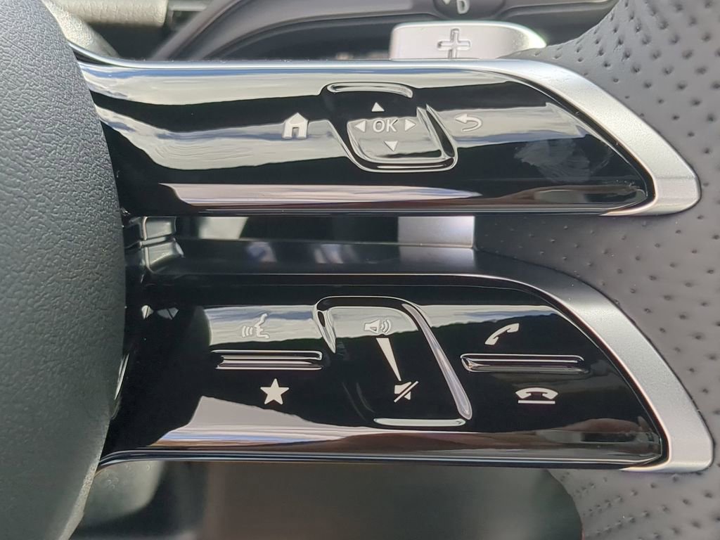 Used 2025 Mercedes-Benz GLA 250 image 12