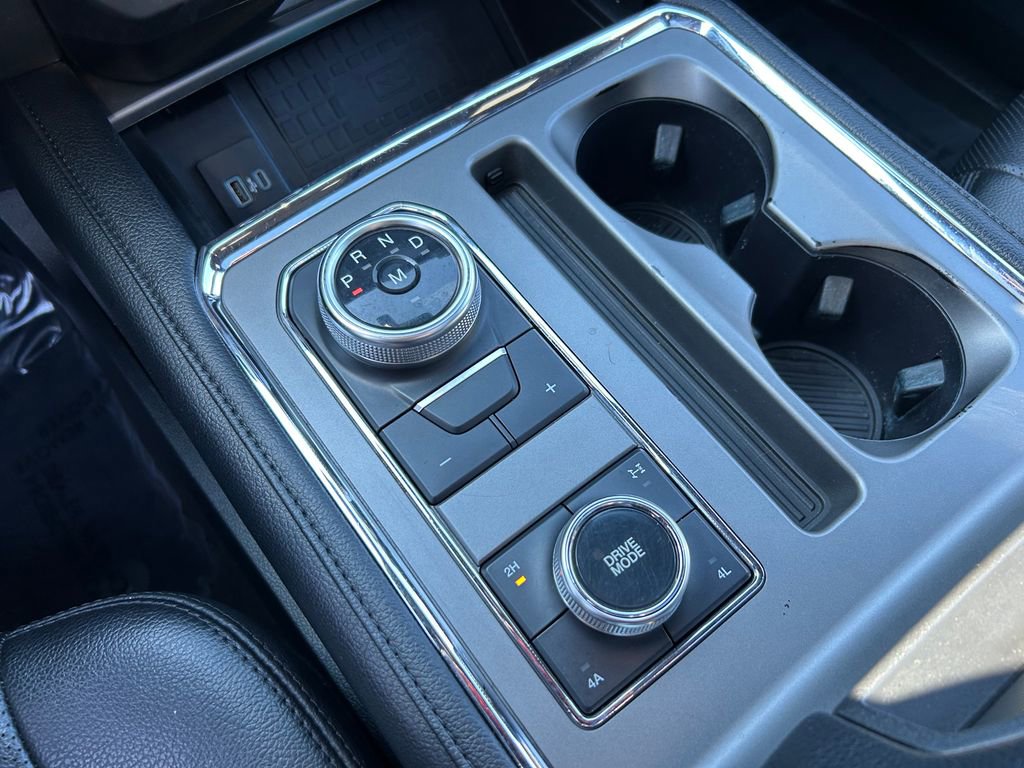 Used 2021 Ford Expedition XLT image 15