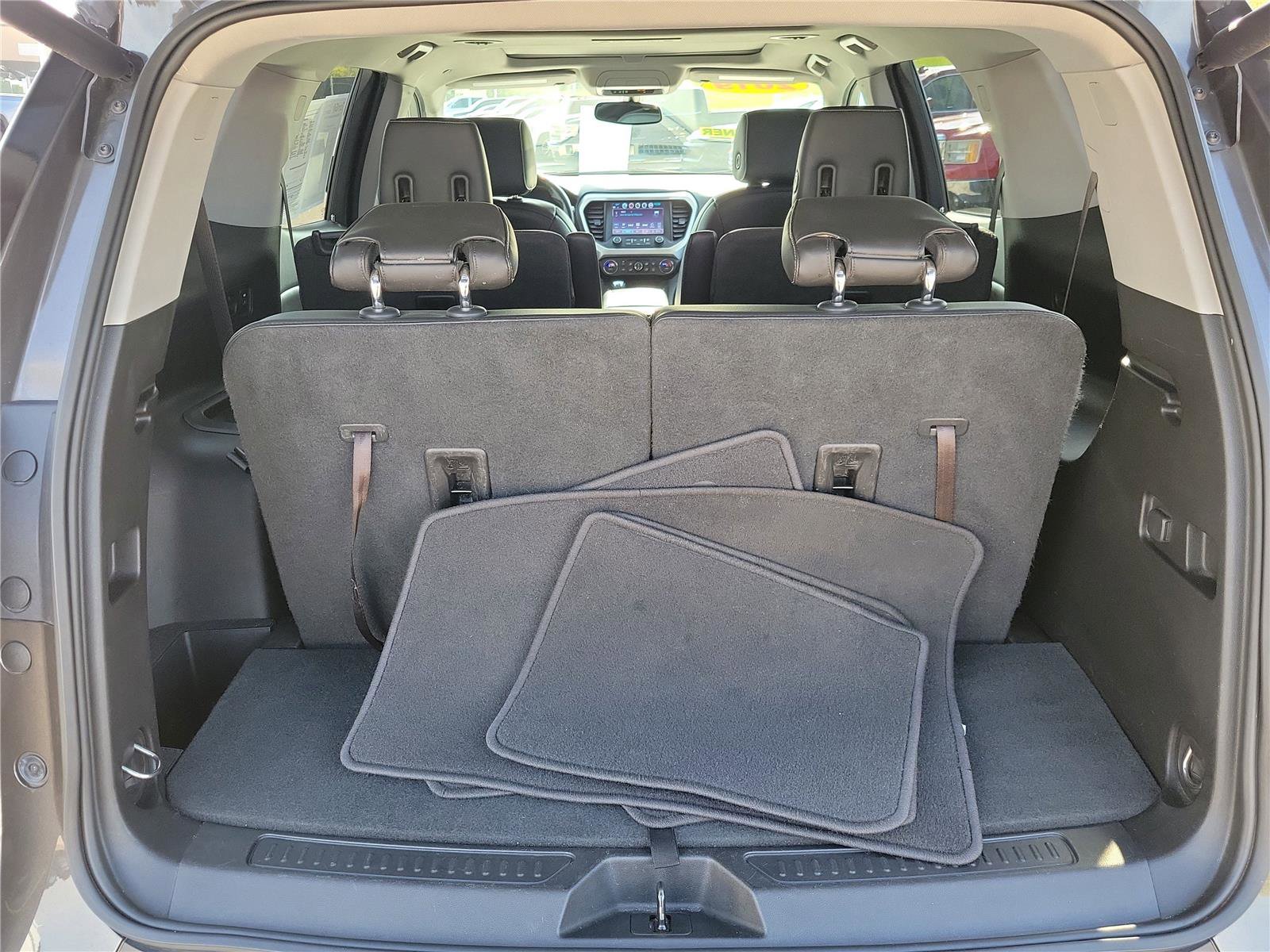 Used 2019 GMC Acadia SLT image 10