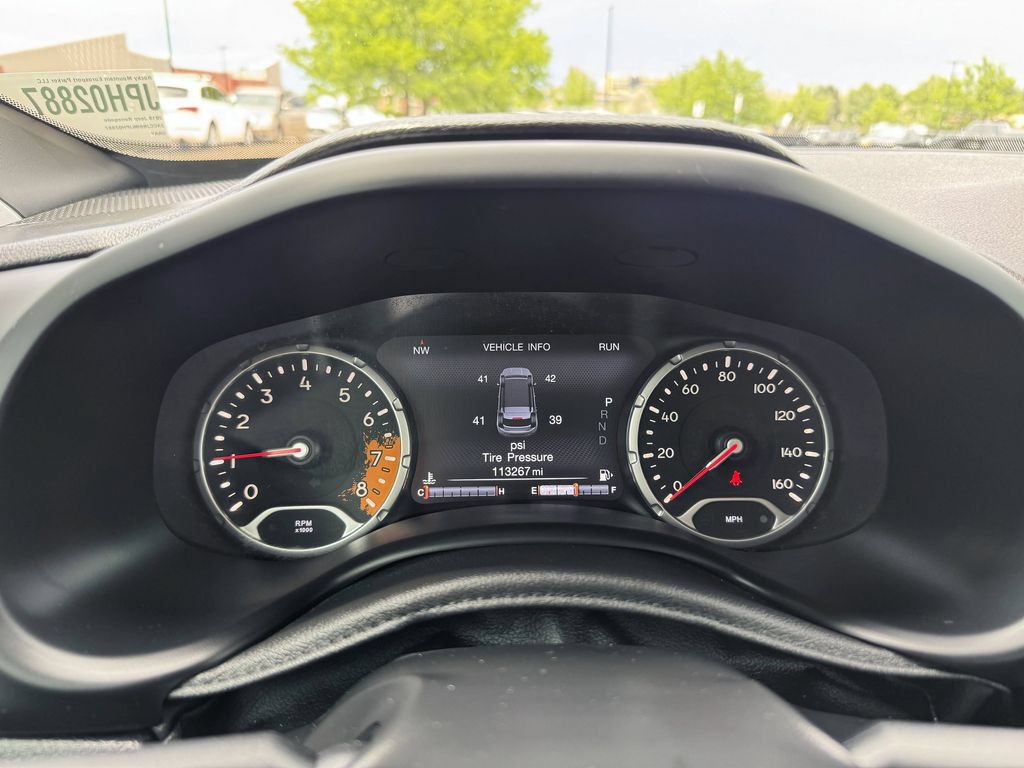 Used 2018 Jeep Renegade Altitude w/ UConnect 8.4 Nav Group AWD/4WD image 16
