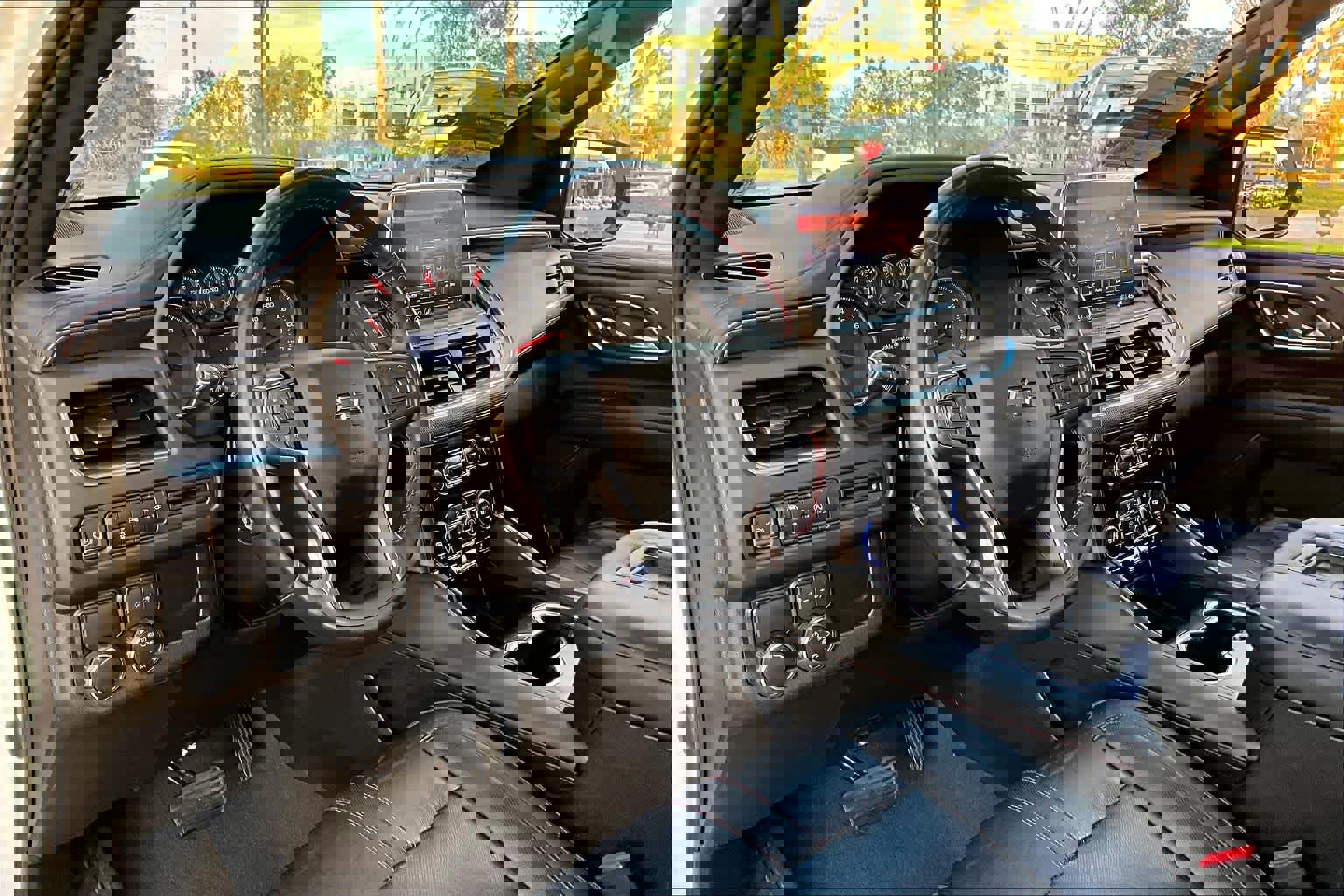 Used 2021 Chevrolet Tahoe RST w/ Luxury Package image 17