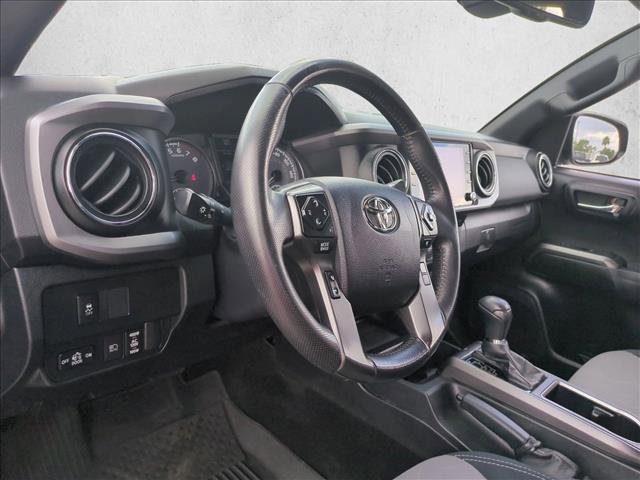 Used 2021 Toyota Tacoma TRD Off-Road image 10
