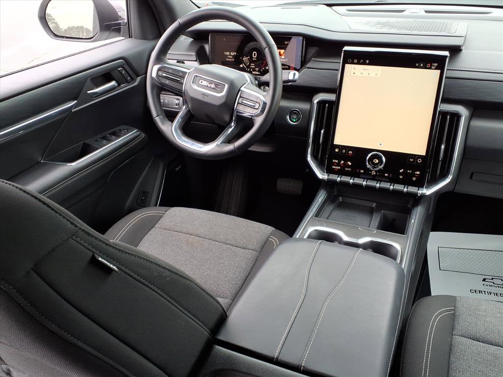 Used 2025 GMC Acadia Elevation image 23