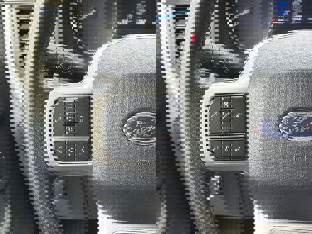 Used 2024 Ford Expedition Max XLT image 13