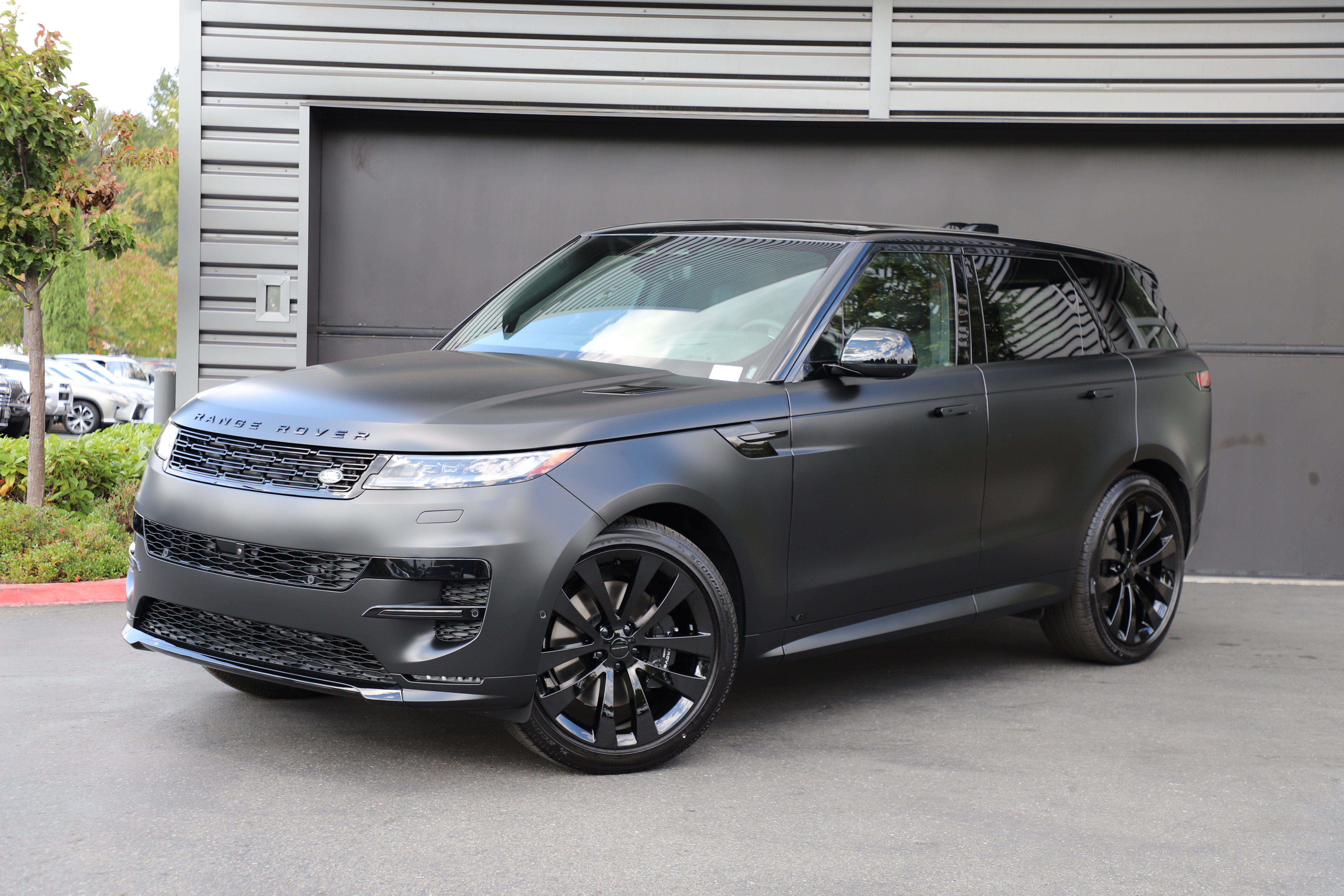 New 2026 Land Rover Range Rover Sport Dynamic SE