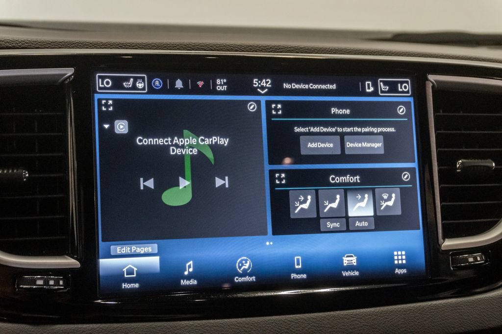 Used 2025 Chrysler Pacifica Select FWD image 18