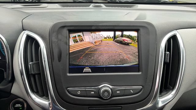 Used 2020 Chevrolet Equinox LS w/ LS Convenience Package FWD image 30