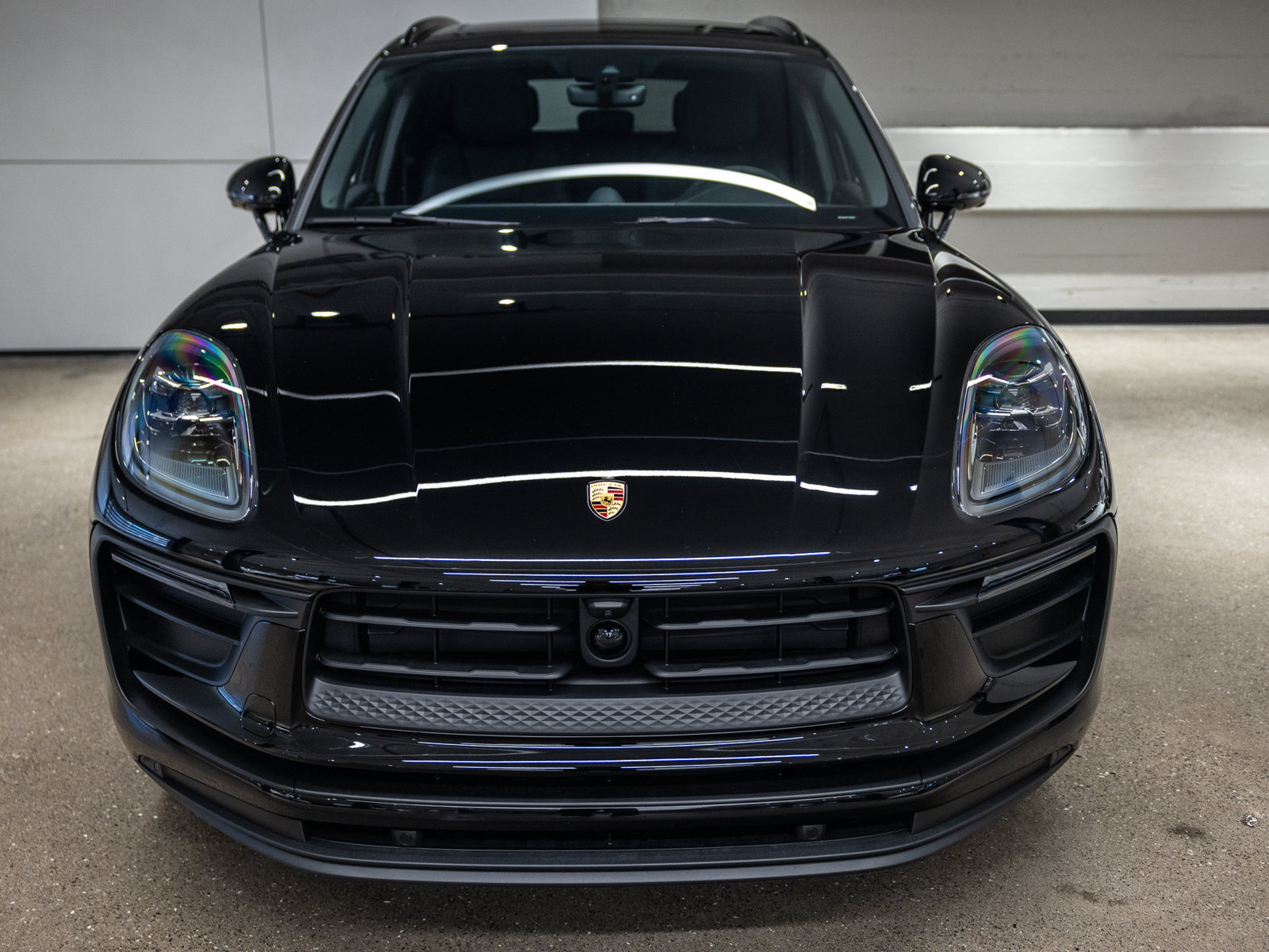 Used 2026 Porsche Macan AWD/4WD image 11
