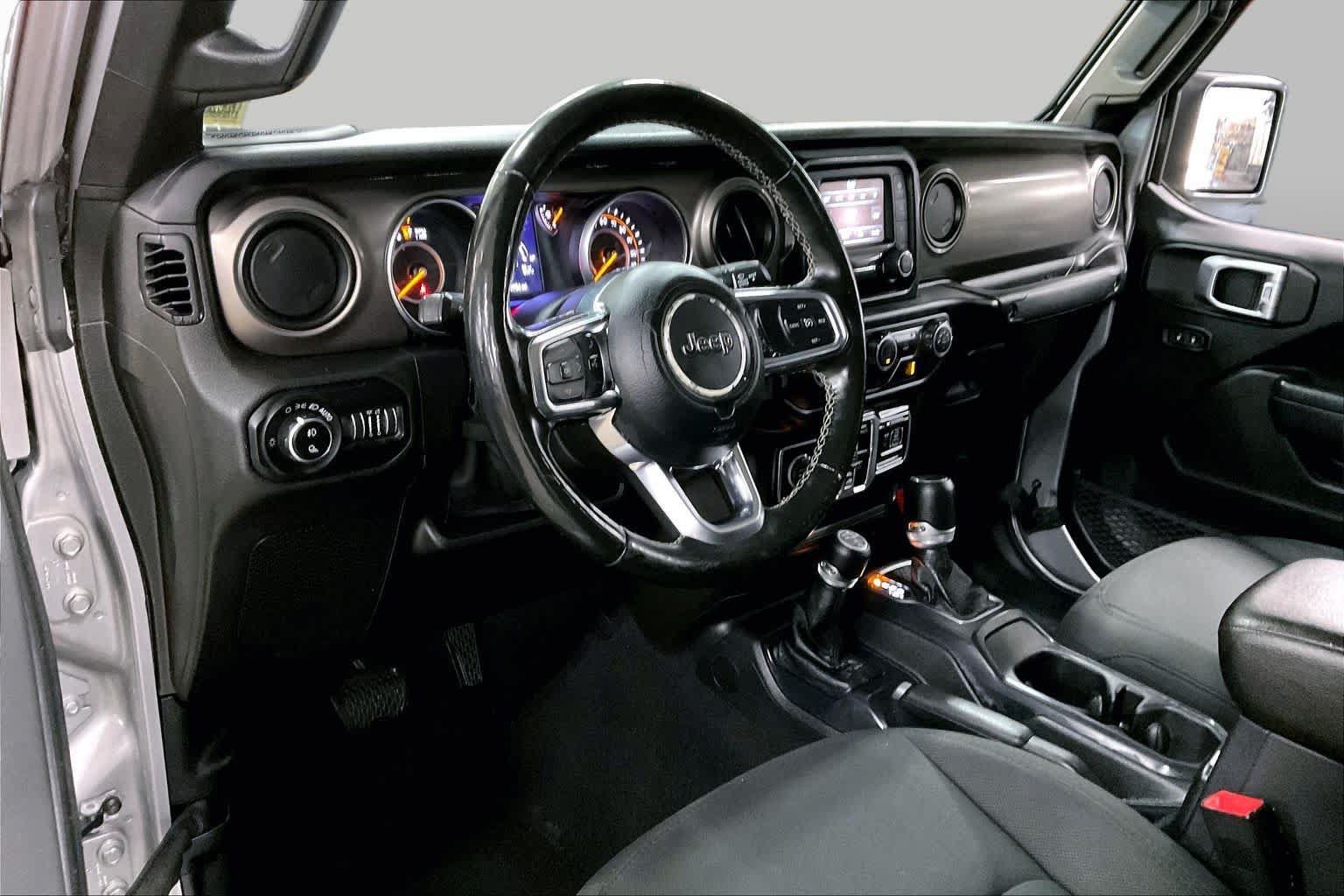 Used 2020 Jeep Gladiator Sport w/ Quick Order Package 24S AWD/4WD image 18