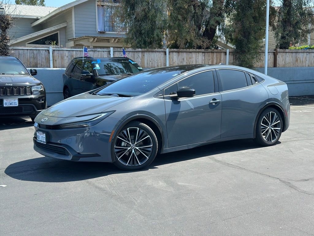 Used 2023 Toyota Prius Limited FWD image 1